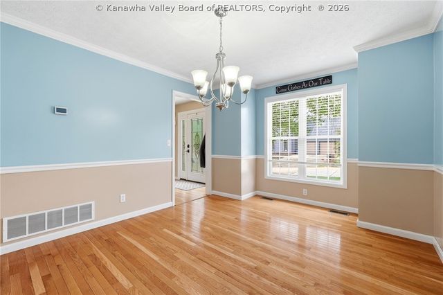 64 Mill Creek CX, Hurricane, WV 25526