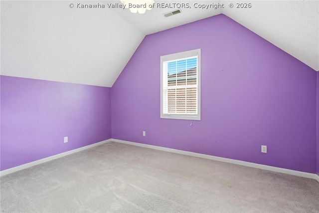 64 Mill Creek CX, Hurricane, WV 25526
