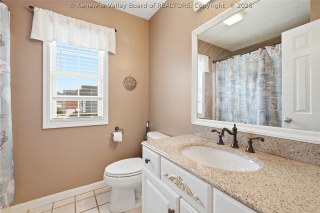 64 Mill Creek CX, Hurricane, WV 25526