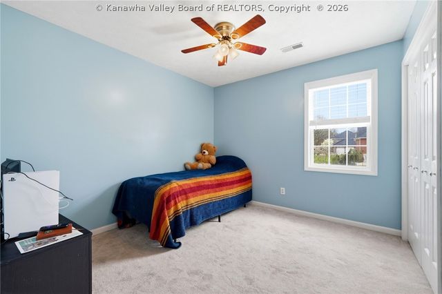 64 Mill Creek CX, Hurricane, WV 25526