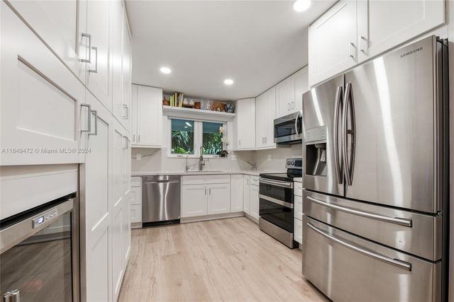 6612 San Vicente St, Coral Gables, FL 33146