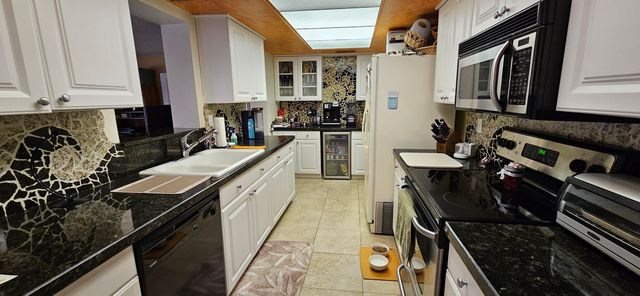 2308 Bayview Drive, Fort Lauderdale, FL 33305