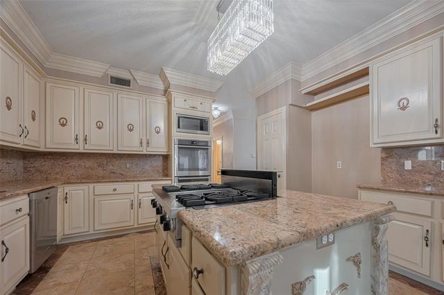1522 S Fry Road, Katy, TX 77450