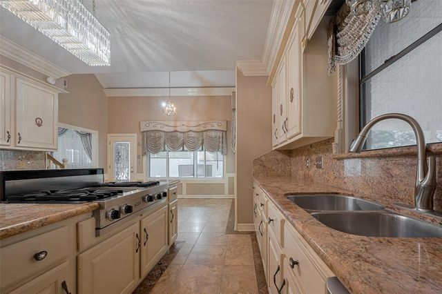 1522 S Fry Road, Katy, TX 77450