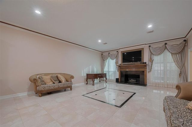 1522 S Fry Road, Katy, TX 77450