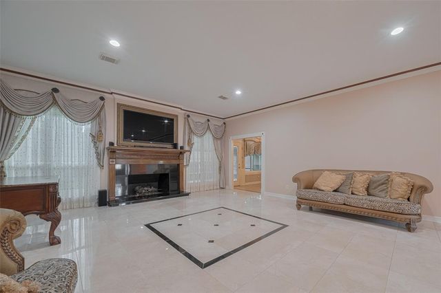 1522 S Fry Road, Katy, TX 77450