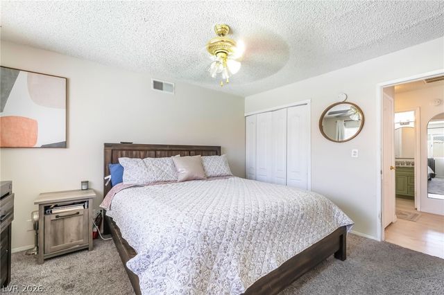 6999 Mountain Moss Drive, Las Vegas, NV 89147