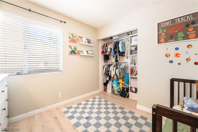 6999 Mountain Moss Drive, Las Vegas, NV 89147