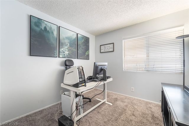 6999 Mountain Moss Drive, Las Vegas, NV 89147