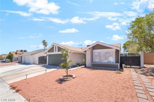 6999 Mountain Moss Drive, Las Vegas, NV 89147