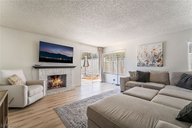 6999 Mountain Moss Drive, Las Vegas, NV 89147