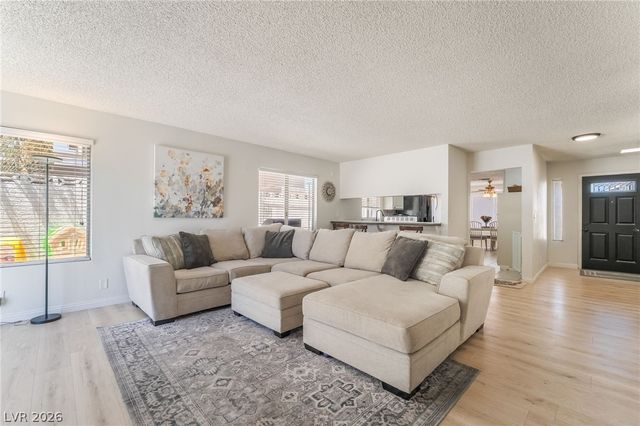 6999 Mountain Moss Drive, Las Vegas, NV 89147