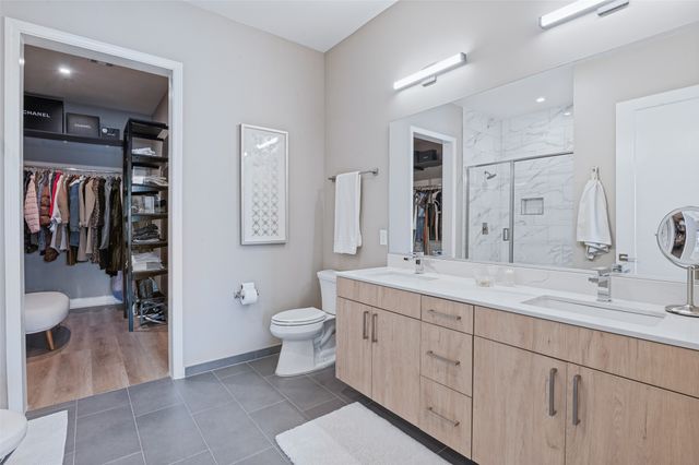 1901 S Harwood Street 305, Dallas, TX 75215