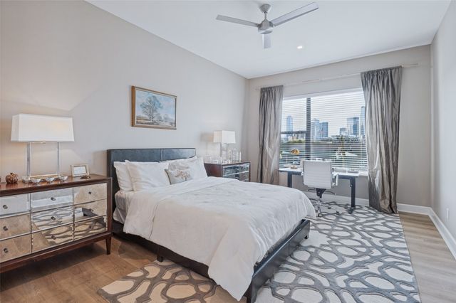 1901 S Harwood Street 305, Dallas, TX 75215