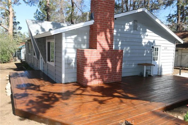 509 Moreno, Sugarloaf, CA 92386