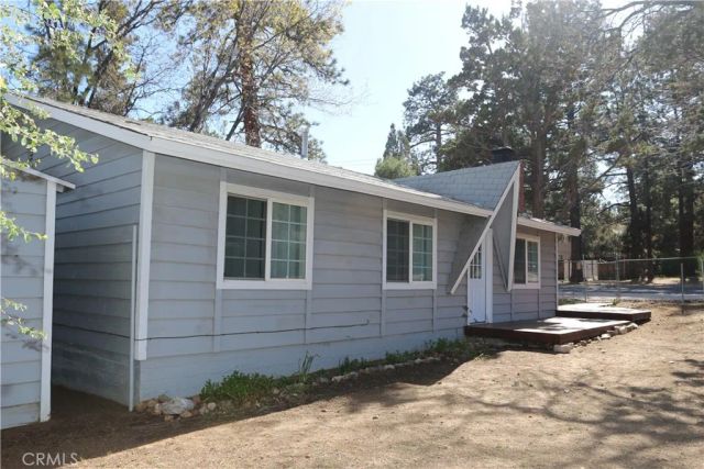 509 Moreno, Sugarloaf, CA 92386