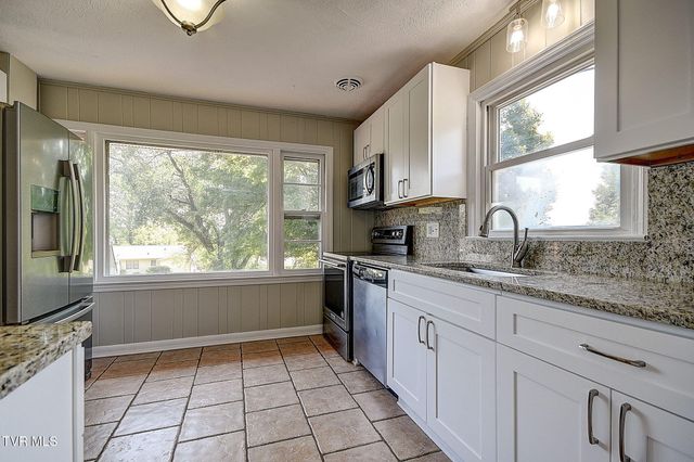 1721 Holston Drive, Bristol, TN 37620