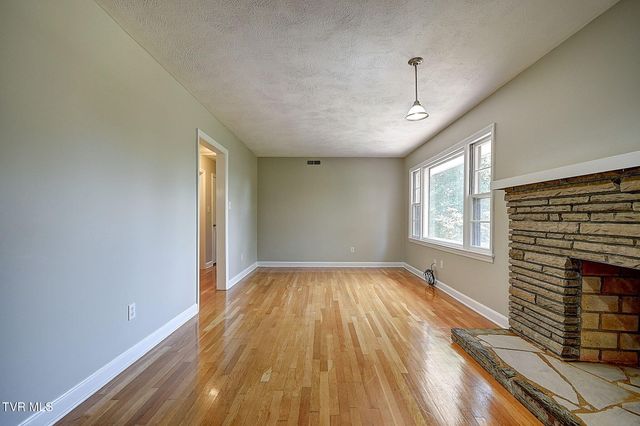 1721 Holston Drive, Bristol, TN 37620
