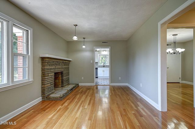 1721 Holston Drive, Bristol, TN 37620
