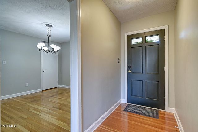 1721 Holston Drive, Bristol, TN 37620