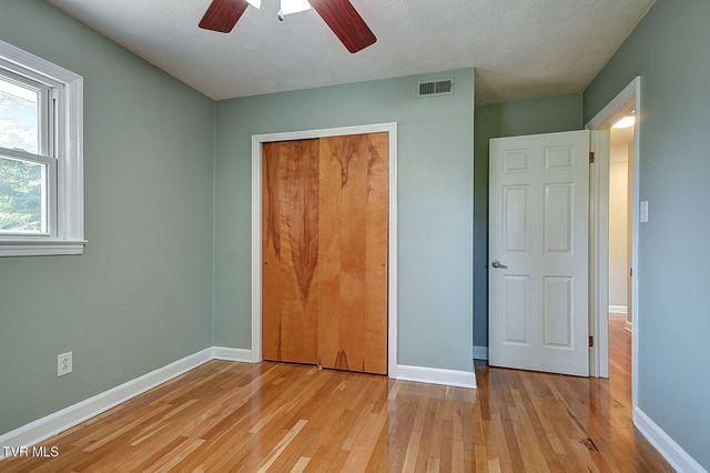 1721 Holston Drive, Bristol, TN 37620