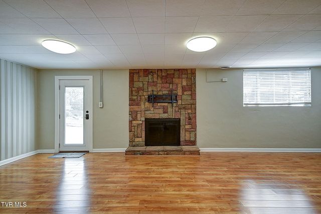 1721 Holston Drive, Bristol, TN 37620