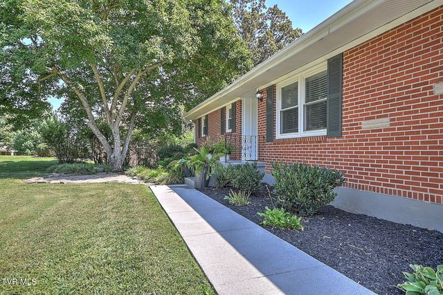 1721 Holston Drive, Bristol, TN 37620