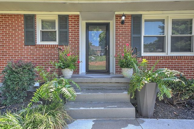 1721 Holston Drive, Bristol, TN 37620