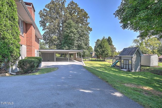 1721 Holston Drive, Bristol, TN 37620