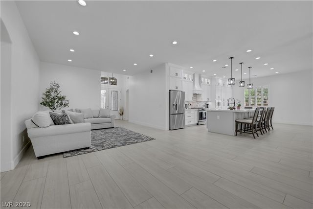 7364 Parading Pokey Street, Las Vegas, NV 89131