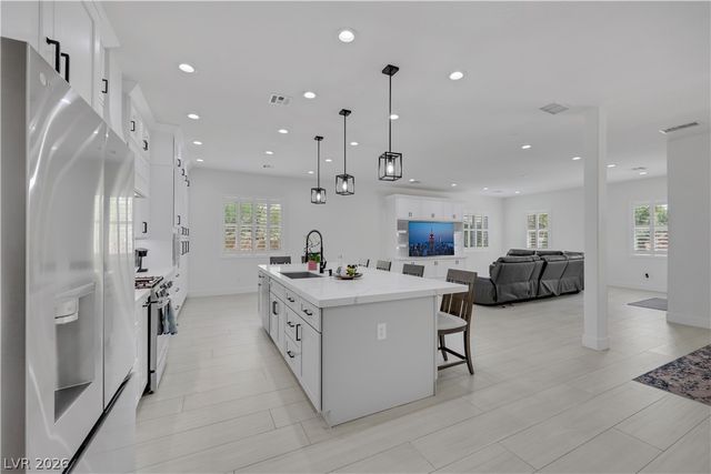 7364 Parading Pokey Street, Las Vegas, NV 89131