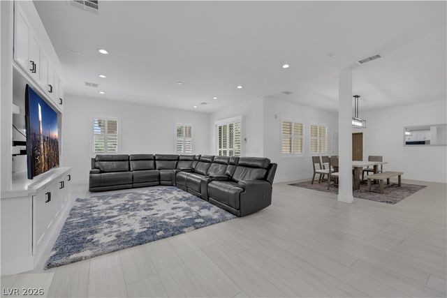 7364 Parading Pokey Street, Las Vegas, NV 89131