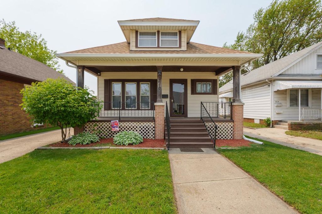 2610 Douglas AVENUE, Racine, WI 53402