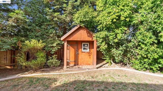 3199 Maui St, West Sacramento, CA 95691
