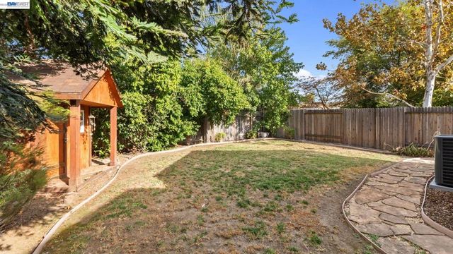 3199 Maui St, West Sacramento, CA 95691