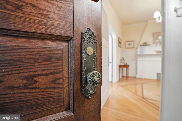 7941 PARK AVE, Elkins Park, PA 19027