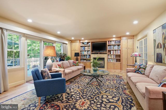 7941 PARK AVE, Elkins Park, PA 19027