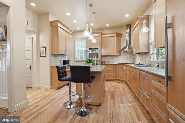 7941 PARK AVE, Elkins Park, PA 19027