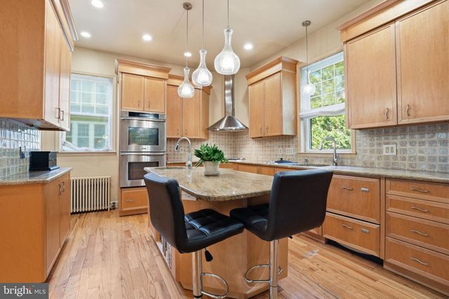 7941 PARK AVE, Elkins Park, PA 19027