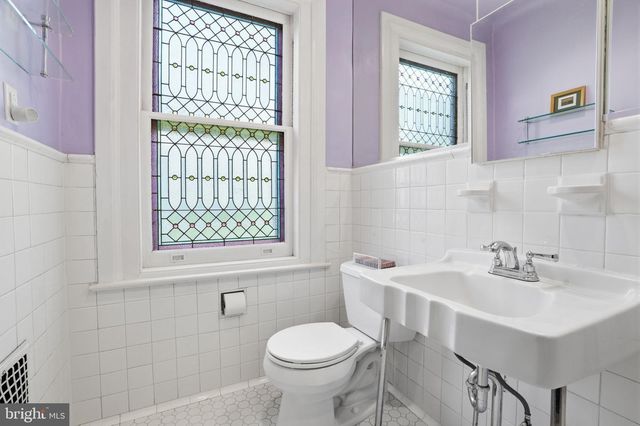7941 PARK AVE, Elkins Park, PA 19027