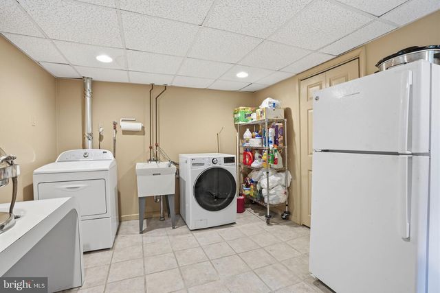 7941 PARK AVE, Elkins Park, PA 19027