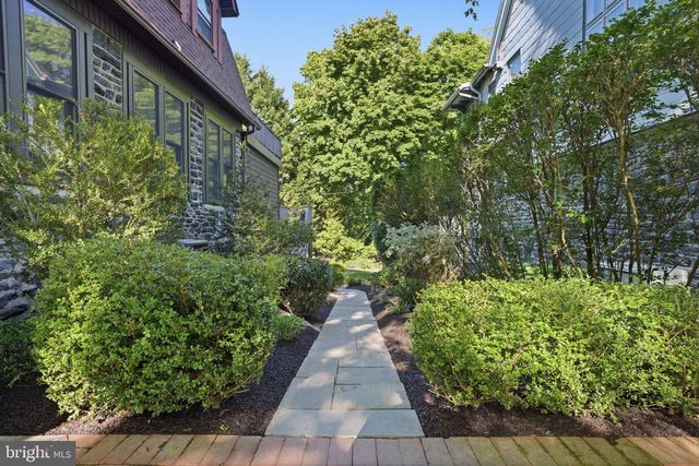 7941 PARK AVE, Elkins Park, PA 19027