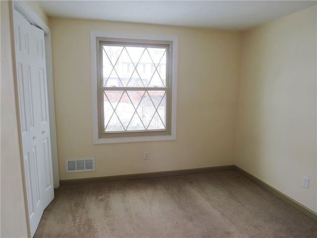 171 Cassia Dr, Jefferson Hills, PA 15025