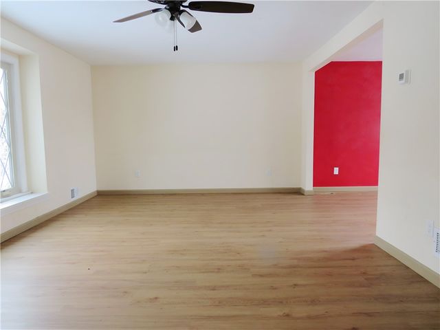 171 Cassia Dr, Jefferson Hills, PA 15025