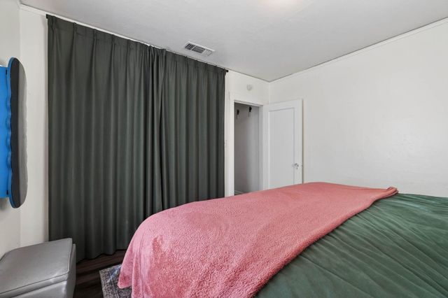 3541 38th St, Sacramento, CA 95817