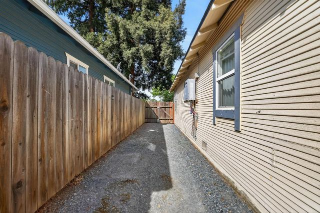 3541 38th St, Sacramento, CA 95817