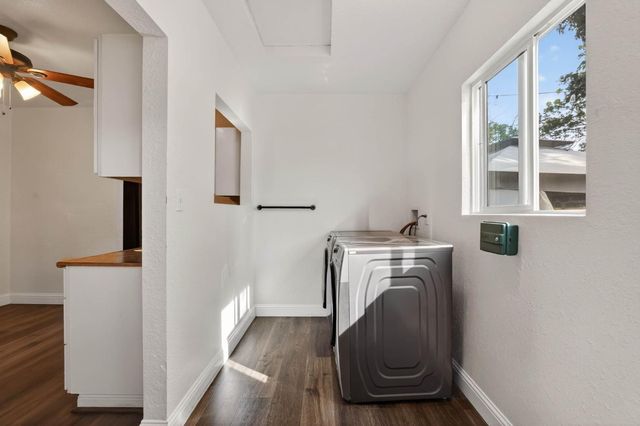 3541 38th St, Sacramento, CA 95817