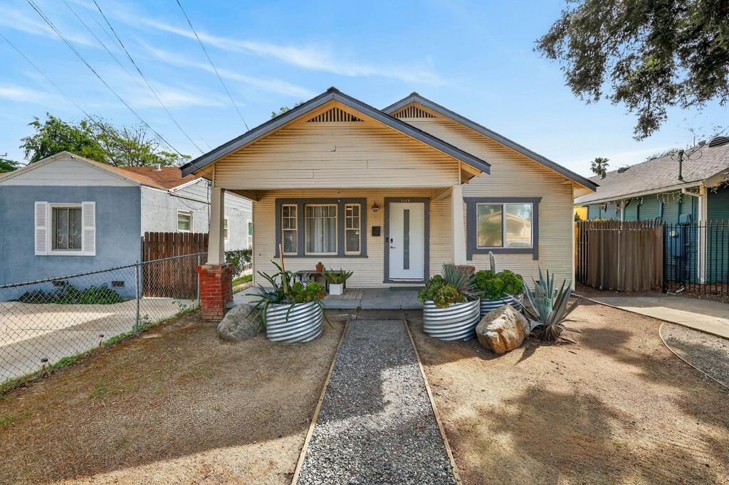 3541 38th St, Sacramento, CA 95817