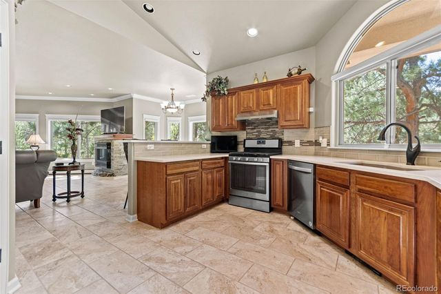 7524 Engineers Court, Larkspur, CO 80118