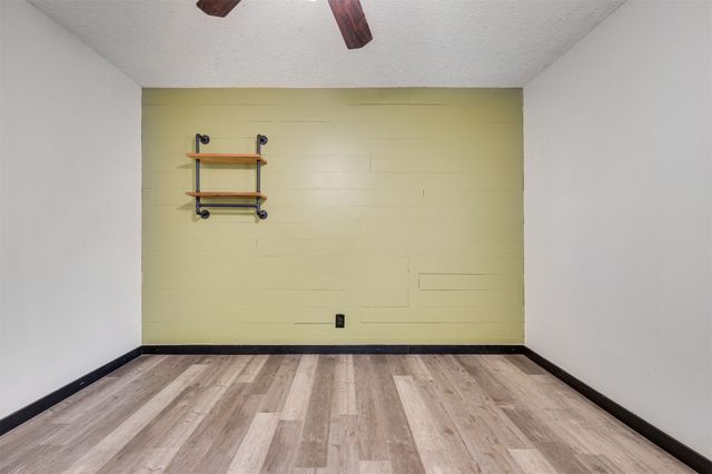 63 County Road 34715, Paris, TX 75460